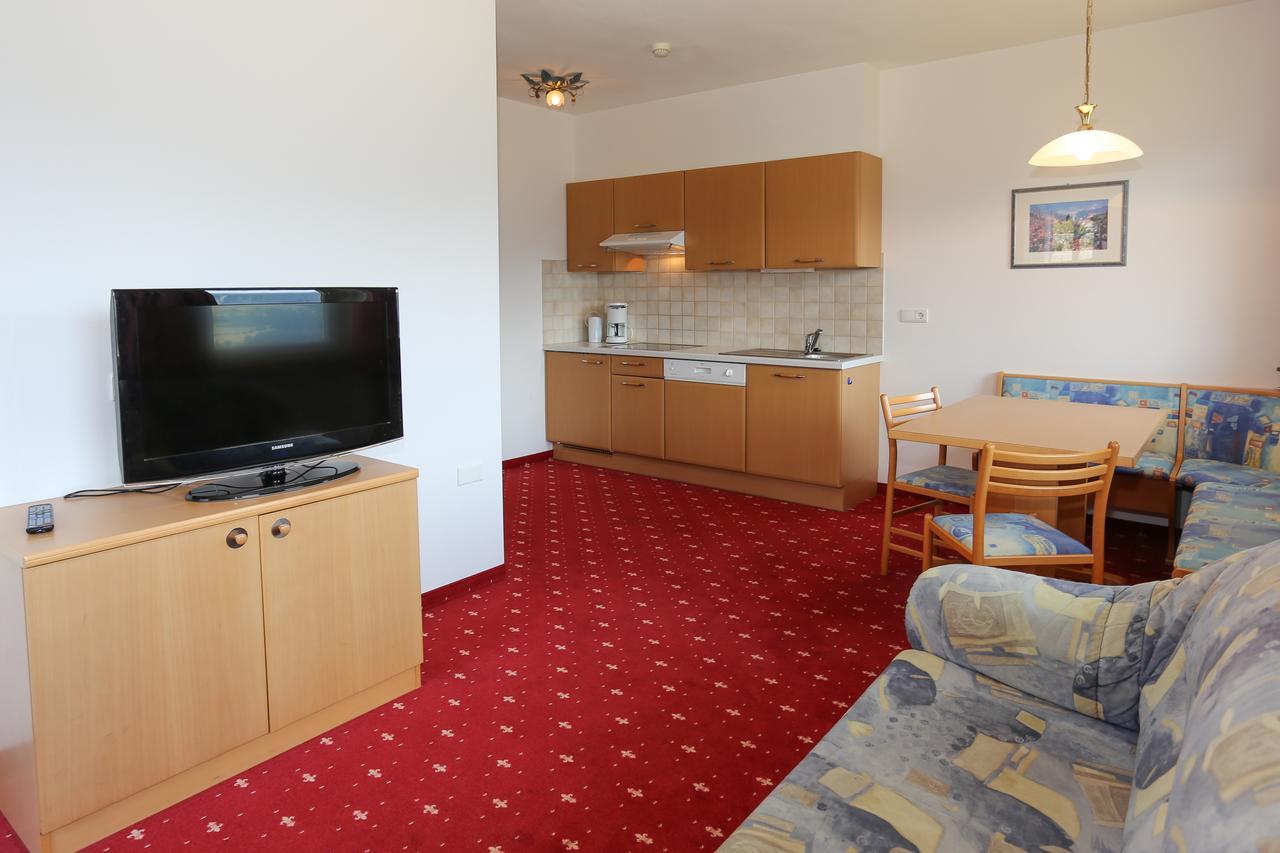Hotel & Residence Egger Villandro Εξωτερικό φωτογραφία