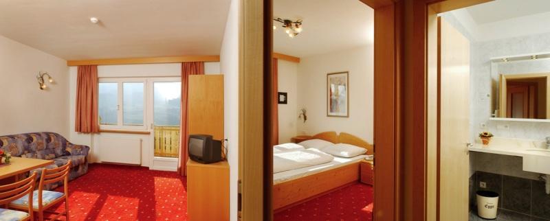 Hotel & Residence Egger Villandro Εξωτερικό φωτογραφία